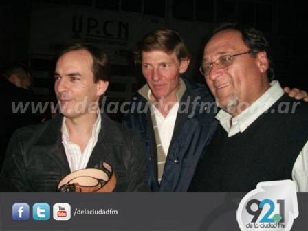 Walter Melchior es el primero desde la derecha